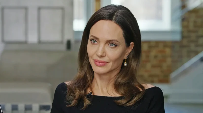 Angelina Jolie – The Bisexual Actress